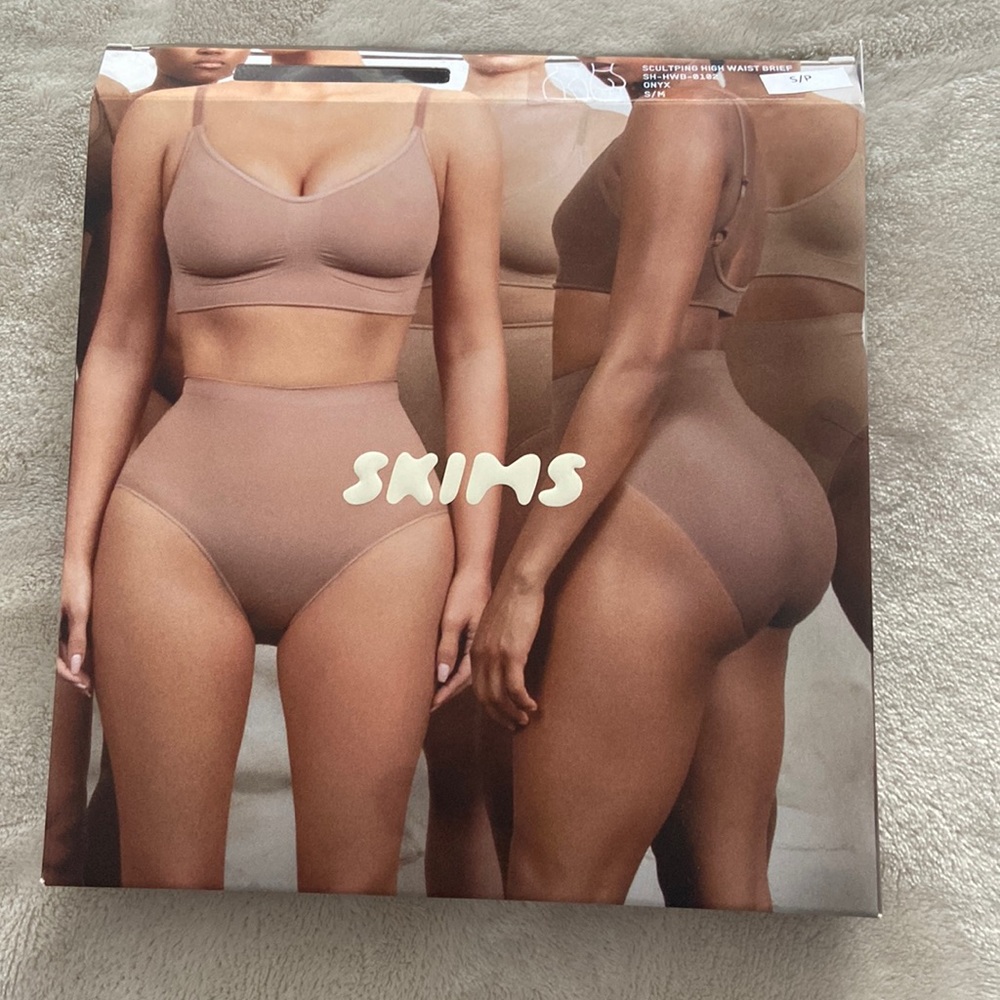 Skims: sculpting high waist shapewear
